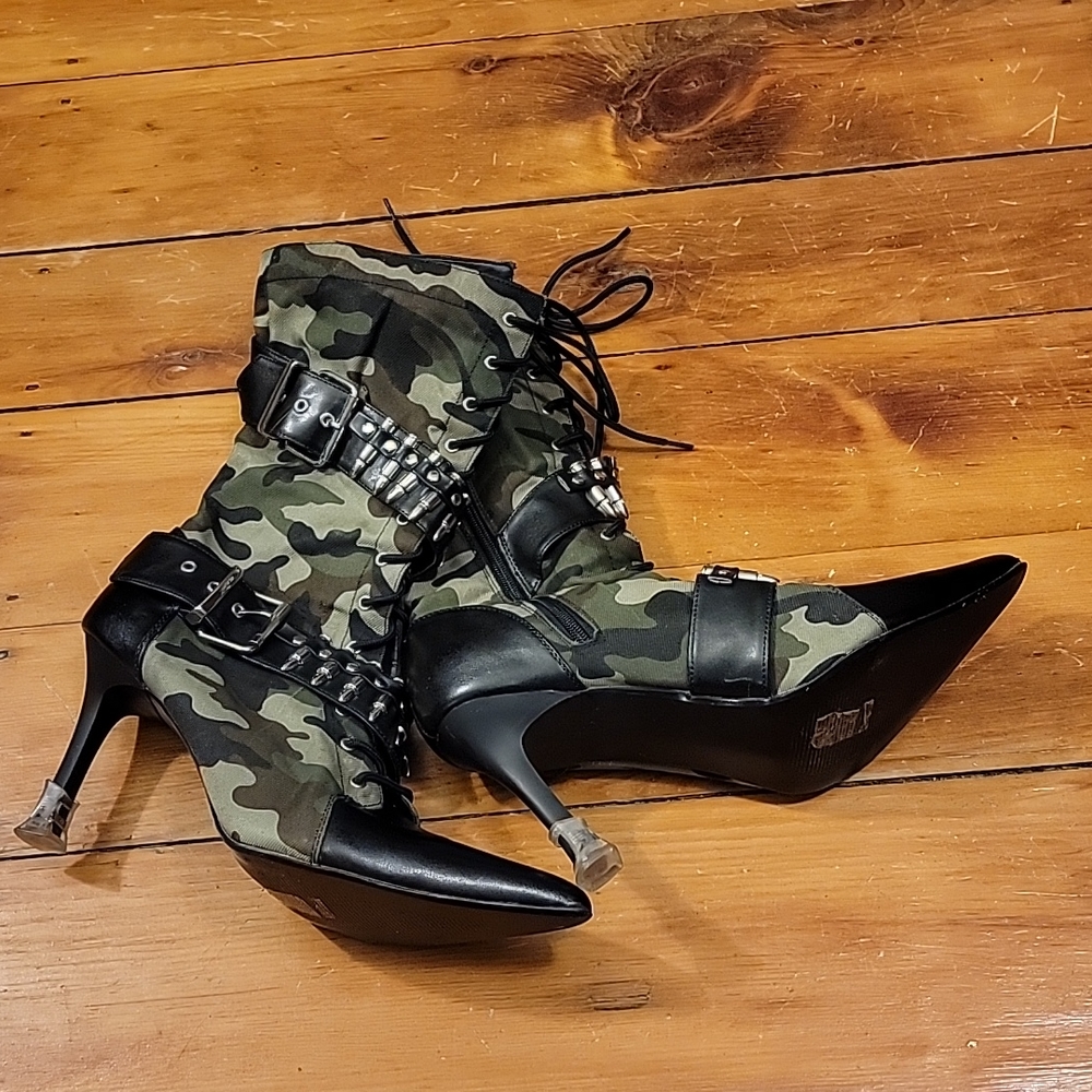 Camo High Heel Shoes - Picture 12 of 15